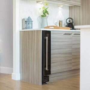 Russell Hobbs RHBI7WC1 7 Freestanding or Integrated Wine/Drinks Cooler, 7 bottle capacity, Black Glass