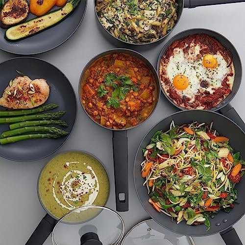 Russell Hobbs RH02841EU7 Shield 20 cm Saucepan – Non-Stick Coating 10x Tougher*, Induction Suitable Cooking Pot, Tempered Glass Lid, Pressed Aluminium Casserole, Easy to Clean, Soft-Touch Handle